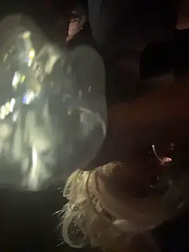 Snapshot of EllaSnow chatting on April 12, 7:57 am EllaSnow online show from April 12, 7:57 am