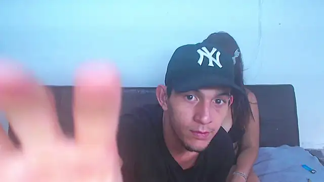 Snapshot of meridandwither chatting on December 7, 8:05 pm meridandwither online show from December 7, 8:05 pm