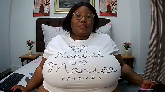 Snapshot of DAIRYBELLELIZxx chatting on May 27, 9:23 pm DAIRYBELLELIZxx online show from May 27, 9:23 pm