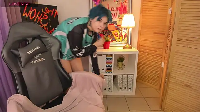 mekurisu online show from February 10, 8:20 am