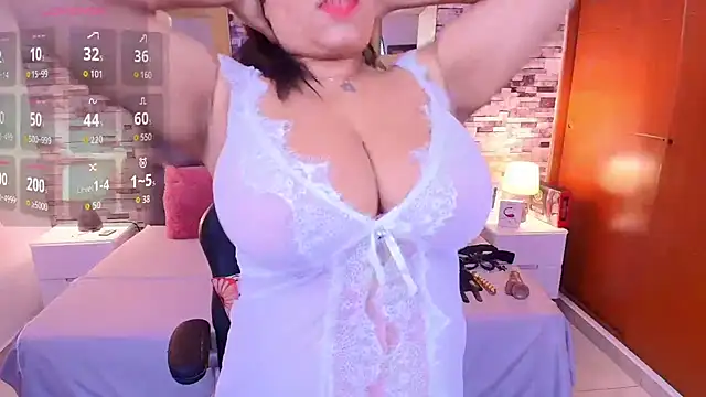 italy   boobs online show from December 2, 11:56 pm