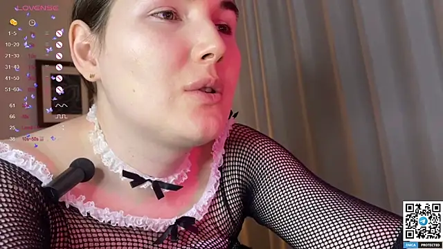 Maria Bowie online show from March 14, 12:10 am