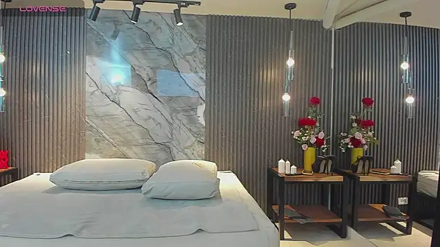 julietha taylor online show from March 17, 1:43 am