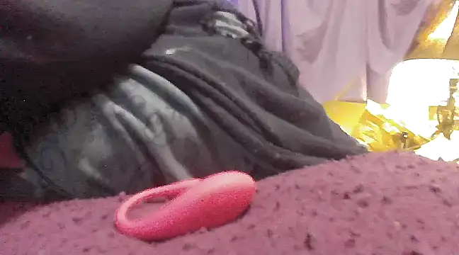 Alli Kat online show from January 11, 5:10 am