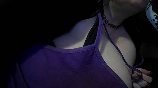 Alli Kat online show from December 21, 2:35 pm