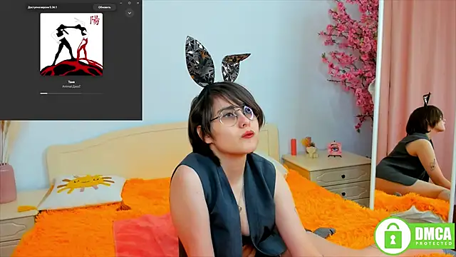 Funny bunnyy online show from December 27, 10:37 pm