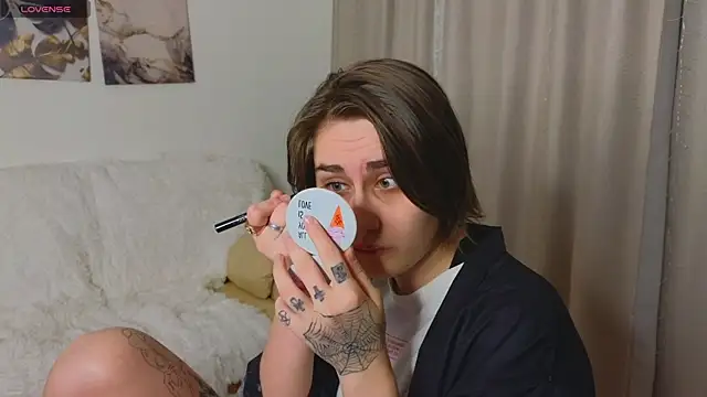 Funny bunnyy online show from March 6, 2:30 am