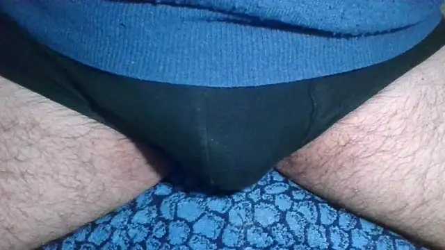 Snapshot of 6969_Alex_69 chatting on December 8, 5:55 pm 6969 Alex 69 online show from December 8, 5:55 pm