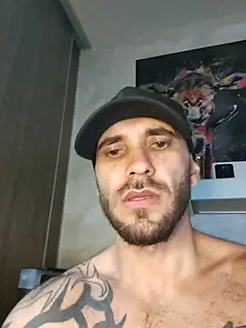 Snapshot of DAVID_FERRAZ chatting on April 9, 5:29 am DAVID FERRAZ online show from April 9, 5:29 am