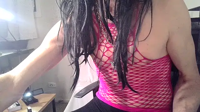 Snapshot of SissyJamie123 chatting on July 31, 10:09 pm SissyJamie123 online show from July 31, 10:09 pm