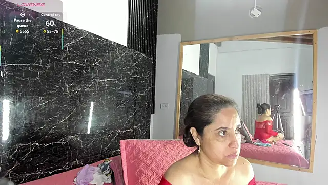 Yaya    11 online show from October 24, 3:58 am