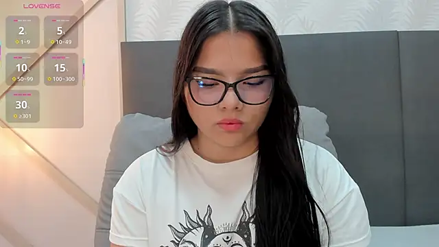 SophieHarris  online show from February 19, 6:26 pm