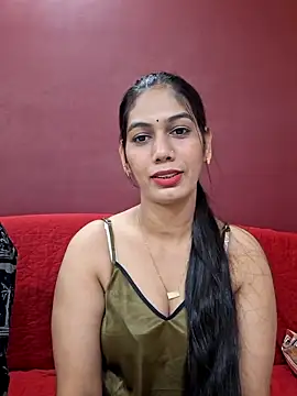 Garima G online show from October 15, 4:40 pm