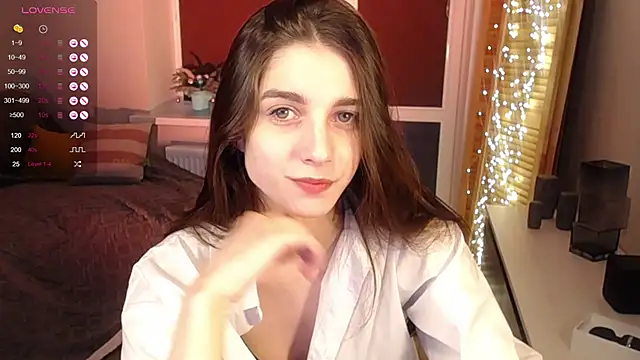 Abigail Wills online show from February 12, 10:15 pm