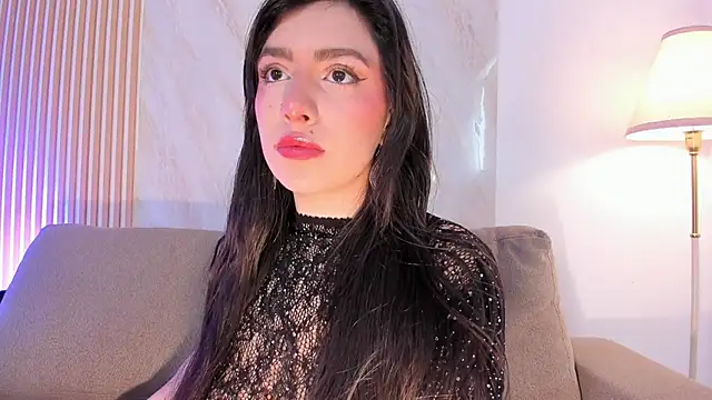 Snapshot of Eliz_jane chatting on May 22, 2:44 pm Eliz jane online show from May 22, 2:44 pm