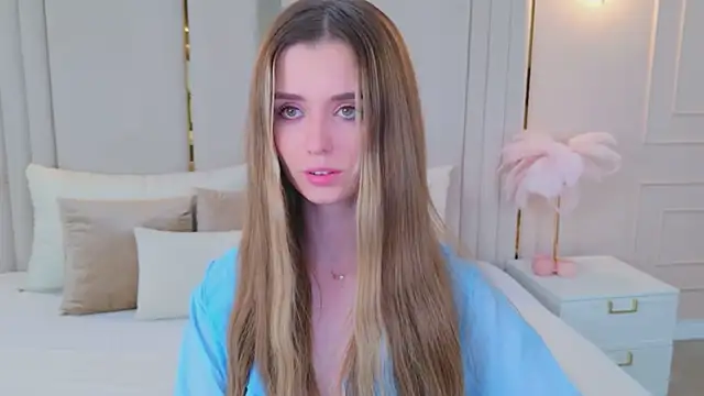 MarybethSnow online show from November 25, 5:13 pm