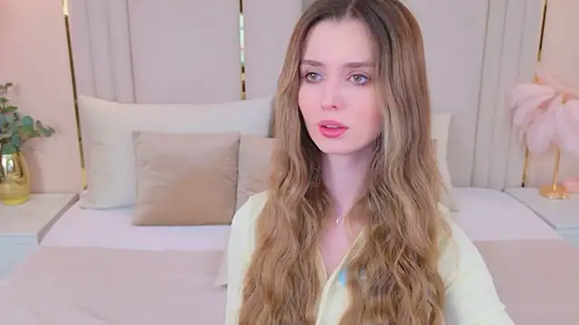 Snapshot of MarybethSnow chatting on February 8, 5:05 pm MarybethSnow online show from February 8, 5:05 pm