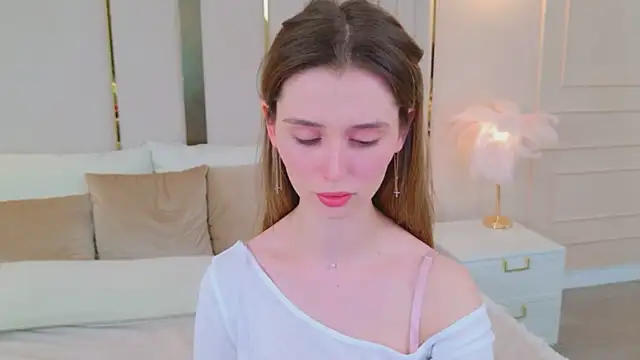 MarybethSnow online show from April 24, 5:04 pm