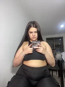 Snapshot of kimberlyhills1 chatting on December 17, 3:50 am kimberlyhills1 online show from December 17, 3:50 am