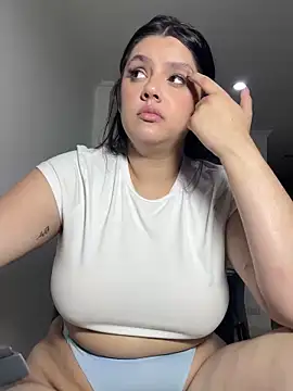 Snapshot of kimberlyhills1 chatting on February 18, 10:58 pm kimberlyhills1 online show from February 18, 10:58 pm