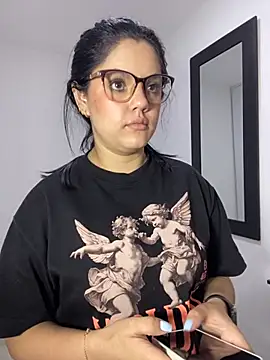 Snapshot of kimberlyhills1 chatting on October 12, 6:12 am kimberlyhills1 online show from October 12, 6:12 am