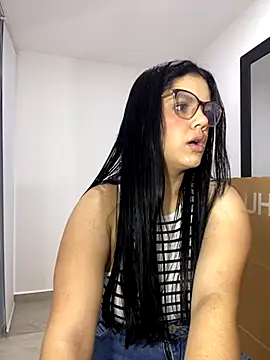 Snapshot of kimberlyhills1 chatting on November 13, 9:58 pm kimberlyhills1 online show from November 13, 9:58 pm