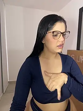 Snapshot of kimberlyhills1 chatting on November 20, 8:08 pm kimberlyhills1 online show from November 20, 8:08 pm