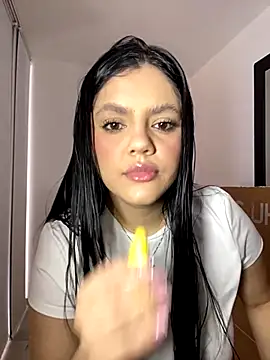 Snapshot of kimberlyhills1 chatting on November 29, 6:44 pm kimberlyhills1 online show from November 29, 6:44 pm