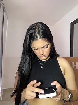 Snapshot of kimberlyhills1 chatting on November 30, 9:19 pm kimberlyhills1 online show from November 30, 9:19 pm