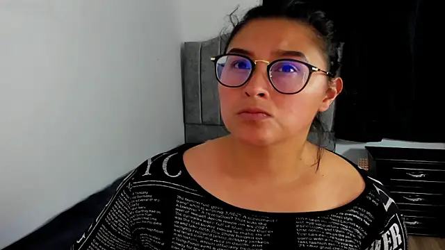 Snapshot of lorymoon chatting on January 7, 7:28 pm lorymoon online show from January 7, 7:28 pm