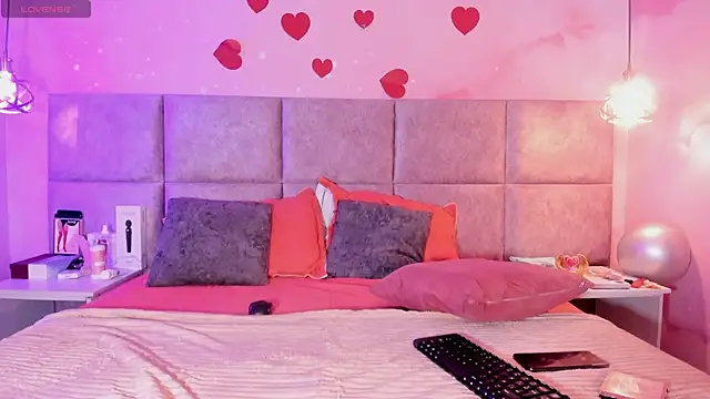 Laurentdupont04 online show from March 8, 3:17 am