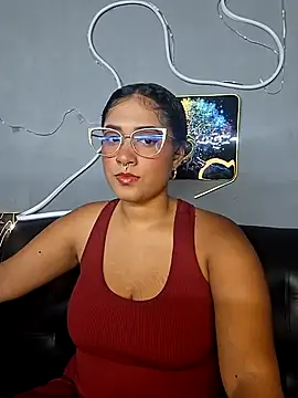 Snapshot of Laurentdupont04 chatting on June 25, 6:12 pm Laurentdupont04 online show from June 25, 6:12 pm