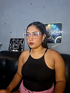 Snapshot of Laurentdupont04 chatting on July 9, 12:20 pm Laurentdupont04 online show from July 9, 12:20 pm