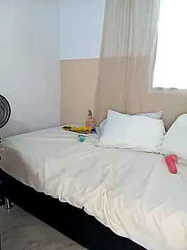 Snapshot of Kendra_Kait chatting on January 28, 9:19 pm Kendra Kait online show from January 28, 9:19 pm