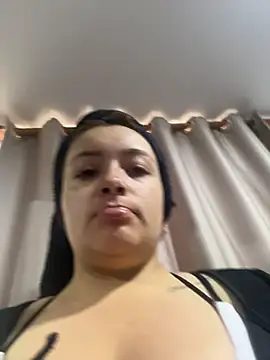Snapshot of Tatiana_O chatting on May 28, 1:08 pm Tatiana O online show from May 28, 1:08 pm