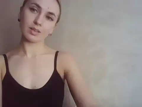 CaitlinaJayne23 online show from February 26, 12:36 pm