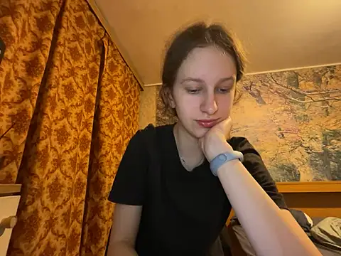 Snapshot of Eva_Angel3 chatting on May 13, 6:38 pm Eva Angel3 online show from May 13, 6:38 pm