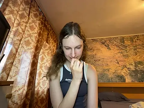 Snapshot of Eva_Angel3 chatting on June 23, 5:11 pm Eva Angel3 online show from June 23, 5:11 pm