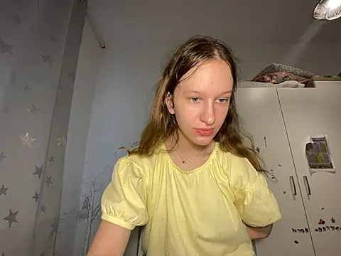 Snapshot of Eva_Angel3 chatting on July 7, 6:01 pm Eva Angel3 online show from July 7, 6:01 pm