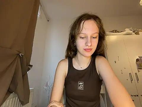 Snapshot of Eva_Angel3 chatting on July 20, 6:10 pm Eva Angel3 online show from July 20, 6:10 pm