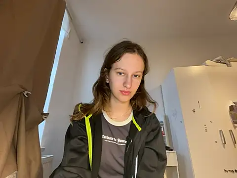 Snapshot of Eva_Angel3 chatting on July 23, 6:50 pm Eva Angel3 online show from July 23, 6:50 pm