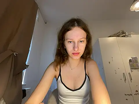 Snapshot of Eva_Angel3 chatting on July 26, 5:42 pm Eva Angel3 online show from July 26, 5:42 pm