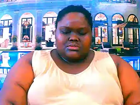 Snapshot of EbonyHotBuns chatting on May 8, 7:03 am EbonyHotBuns online show from May 8, 7:03 am