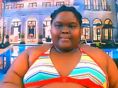 Snapshot of EbonyHotBuns chatting on May 8, 7:08 pm EbonyHotBuns online show from May 8, 7:08 pm