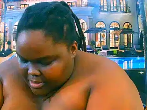 Snapshot of EbonyHotBuns chatting on May 12, 6:32 am EbonyHotBuns online show from May 12, 6:32 am