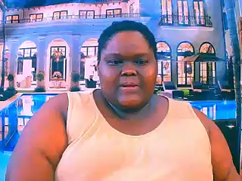 Snapshot of EbonyHotBuns chatting on June 1, 6:20 pm EbonyHotBuns online show from June 1, 6:20 pm