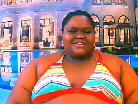 Snapshot of EbonyHotBuns chatting on June 16, 6:16 am EbonyHotBuns online show from June 16, 6:16 am