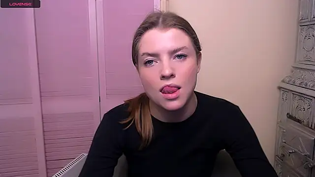 MissOliviaa  online show from December 22, 10:38 am