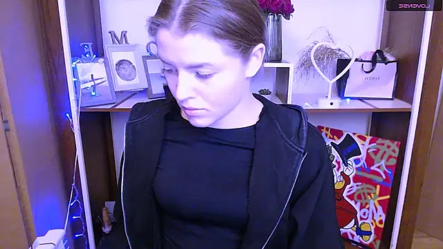MissOliviaa  online show from January 13, 12:13 pm
