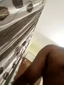 Snapshot of nick05inch chatting on May 23, 2:32 pm nick05inch online show from May 23, 2:32 pm